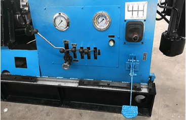 Geological Core Drilling Rig with Crawler XY-44A