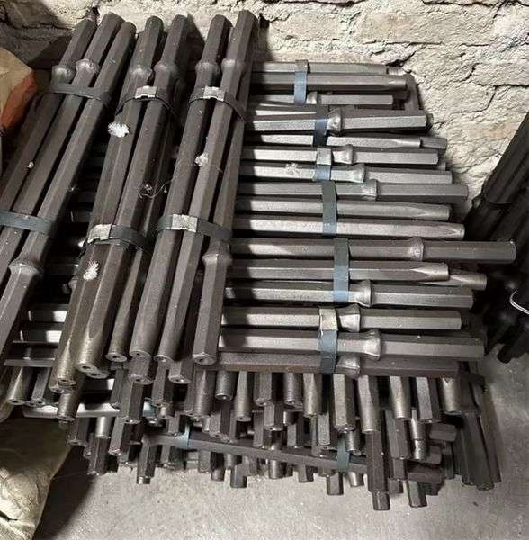 The Key Factors to Consider Comparing Extension Rod Suppliers